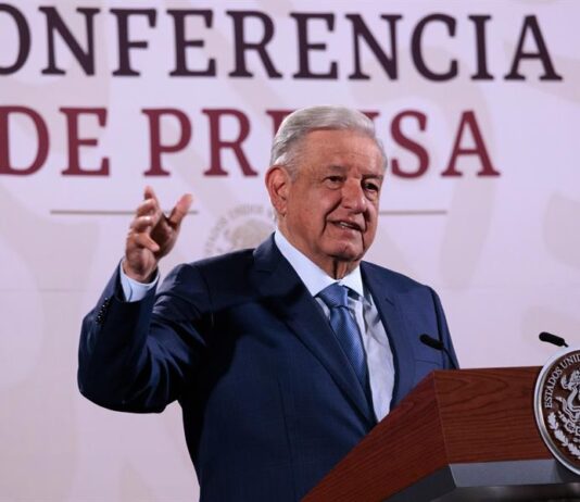 López Obrador enviará carta a Joe Biden para denunciar injerencia de EE.UU. en México Andrés Manuel López Obrador, hablando en su conferencia de prensa