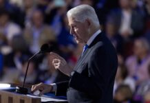 Bill Clinton bromea sobre McDonald's en un cautivador discurso en la Convención Demócrata Bill Clinton
