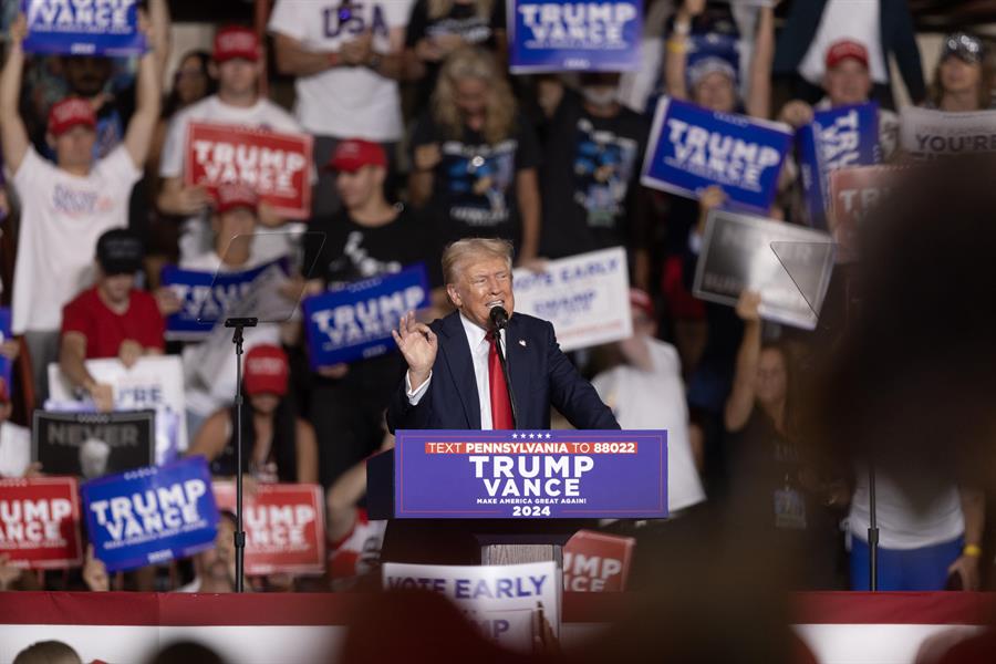 Donald J. Trump (2) Donald J. Trump (2)