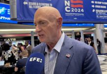 El senador y astronauta Mark Kelly