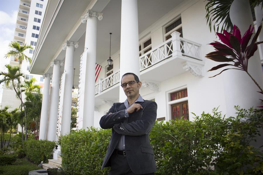 Eriberto Jiménez, director del Festival Internacional de Ballet de Miami