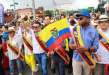 DESFILE ECUATORIANO