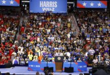 Harris energiza su campaña con recaudación millonaria mientras Trump espera los debates