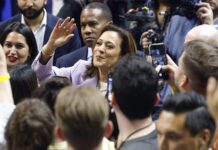 Kamala Harris es portada de Time y la revista destaca que es "su momento"