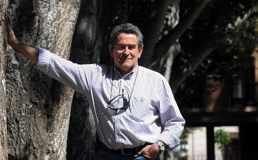 Perfecto Uriel, quien recibirá el prestigioso galardón 'Trayectoria Crítica y Cultura del Ballet' durante el Festival Internacional de Ballet de Miami