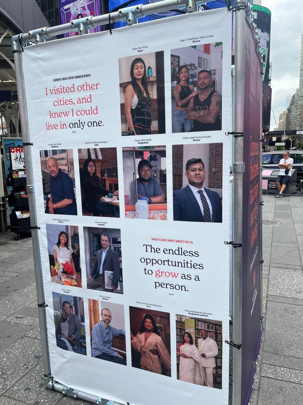 Una serie de retratos de inmigrantes adorna Times Square para fomentar la inclusión