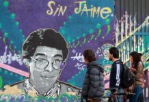 mural con la imagen del asesinado abogado, activista por la paz y popular humorista de la televisión colombiana Jaime Garzón
