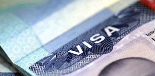 Un tribunal federal anula la suspensión de visados ordenada por Trump para 75 países visa-humanitaria