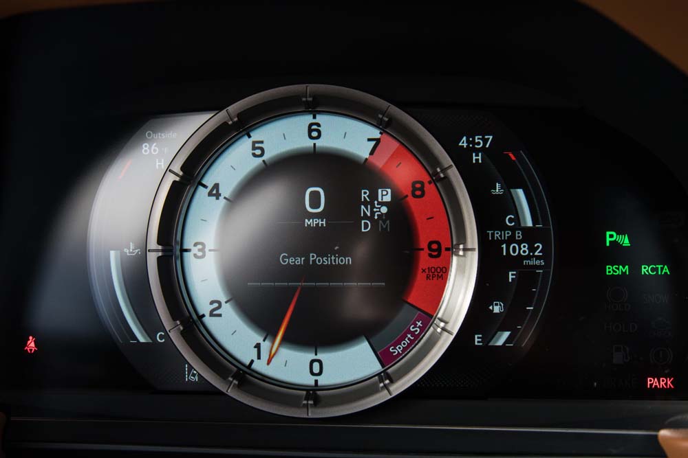 2024-Lexus-LC-040