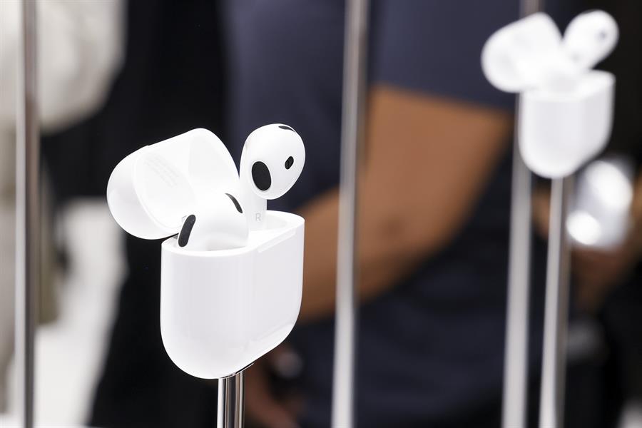 AirPods