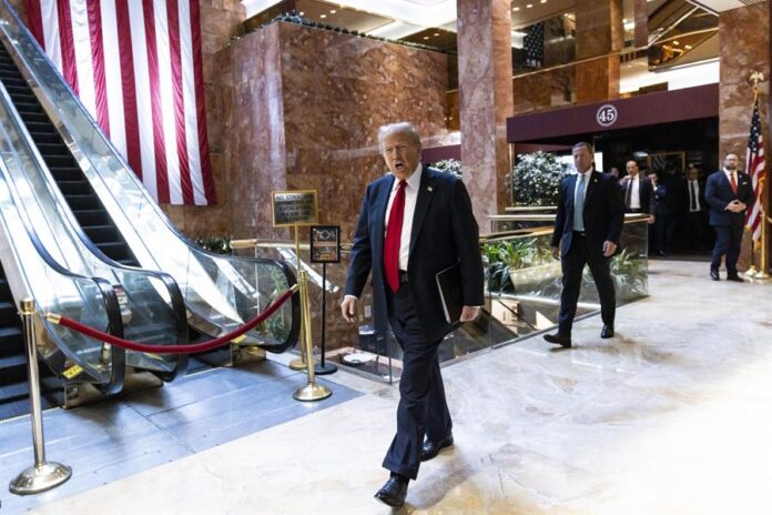 Donald Trump (29) Donald Trump