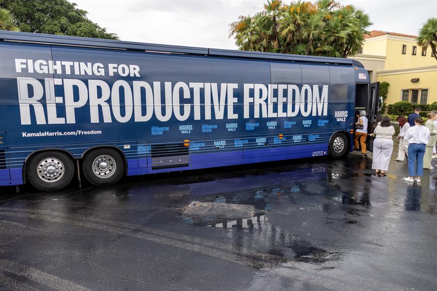 La gira del autobús de Harris y Walz