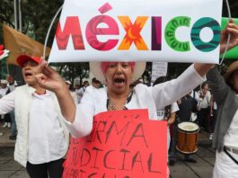 Jueces protestan frente al Congreso de México para impedir que vote la reforma judicial