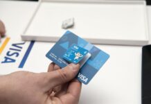 una tarjeta VISA
