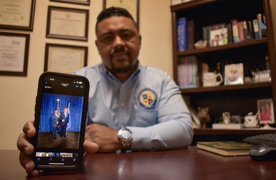El pastor evangelista colombiano residente en Henderson, Camilo Pérez