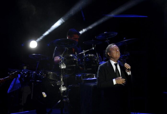 Julio Iglesias