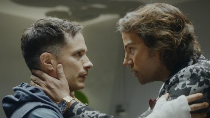 Los actores mexicanos Gael García Bernal y Diego Luna se reencuentran en su nueva serie 'La Máquina' Los actores mexicanos Gael García Bernal y Diego Luna se reencuentran en su nueva serie 'La Máquina'