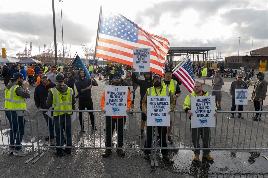Trabajadores del puerto mar&iacute;timo de Nueva Jersey, miembros del sindicato International Longshoremen&rsquo;s Association (2)