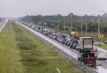 Comienzan a llenarse los refugios mientras miles evacuan en Florida ante llegada de Milton habitantes abandonan sus hogares por la llegada de milton