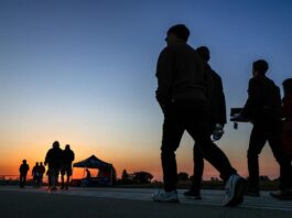 Trump vuelve a atacar a los migrantes indocumentados en el estado clave de Wisconsin latinos