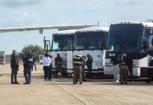 Alcalde de Nueva York rechaza deportaciones masivas pero pide solución a crisis migratoria deportación