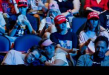 Mayoría de los votantes cubano-estadounidenses de Miami se decanta por Trump, según sondeo seguidores de Trump
