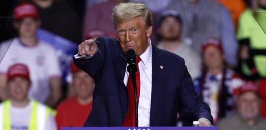 El candidato presidencial republicano Donald Trump durante un acto de campaña