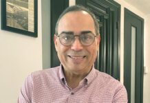 El salsero puertorriqueño Gilberto Santa Rosa