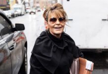 Juez fija nuevo juicio por la demanda de exgobernadora Palin contra New York Times Sarah Palin