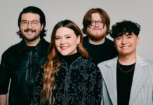 los integrantes de Un Corazón, la banda mexicana de música cristiana