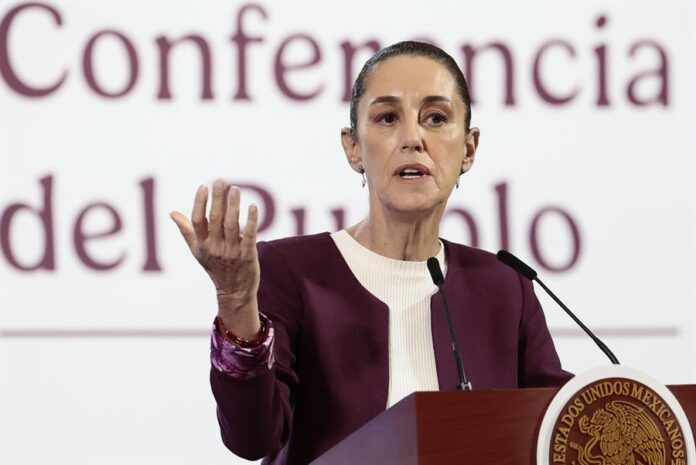 Claudia Sheinbaum, habla durante una conferencia de prensa Claudia Sheinbaum, habla durante una conferencia de prensa