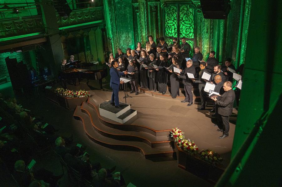 El coro Música Viva NY se presenta este martes en Nueva York (2)