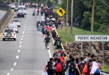 Una caravana migrante sale del sur de México pese a las declaraciones de Trump y Sheinbaum Migrantes
