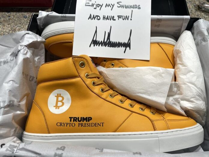 Official Trump Store de artículos de la marca Trump (1) Official Trump Store de artículos de la marca Trump (1)