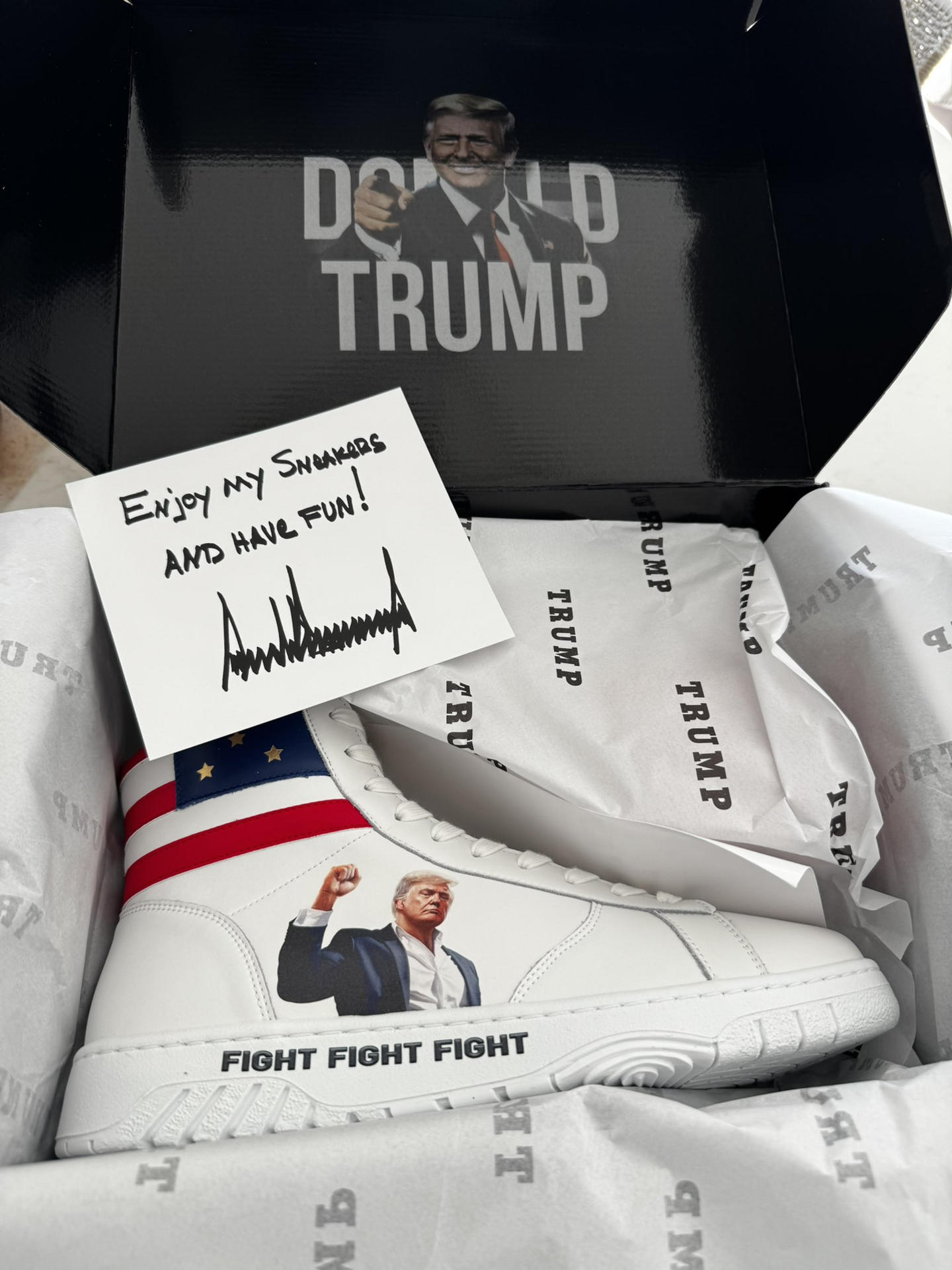 zapatos de Trump