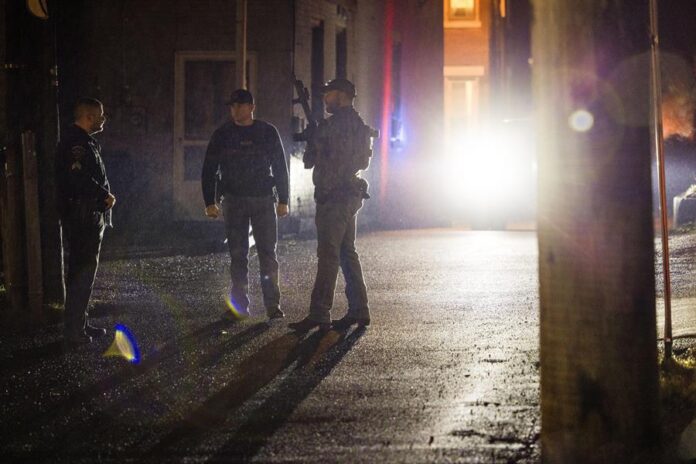 policía