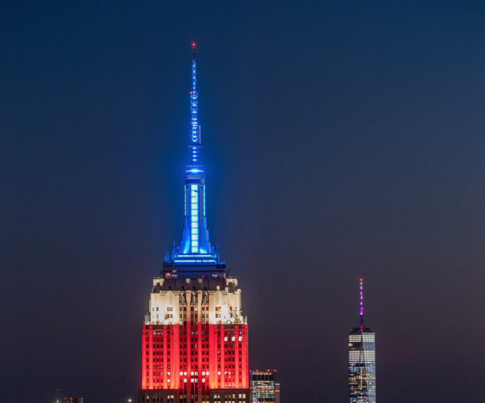El Empire State Building se ilumina en tributo al expresidente Jimmy Carter