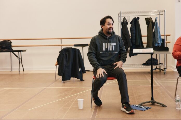 Lin-Manuel en un momento del ensayo.