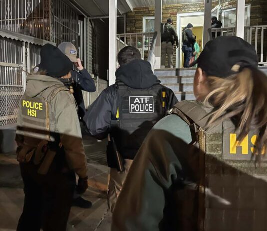 Hochul rechaza que ICE necesite a la policía de Nueva York: "Pueden valerse por sí mismos" deportaciones