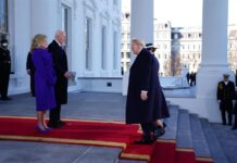 Donald Trump llega a la Casa Blanca antes de su juramento Donald Trump, llegó este lunes a la Casa Blanca