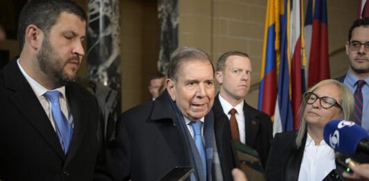 Edmundo González Urrutia