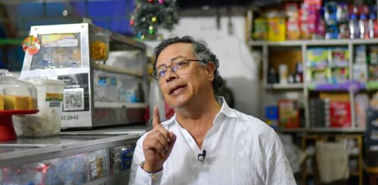 Gustavo Petro,