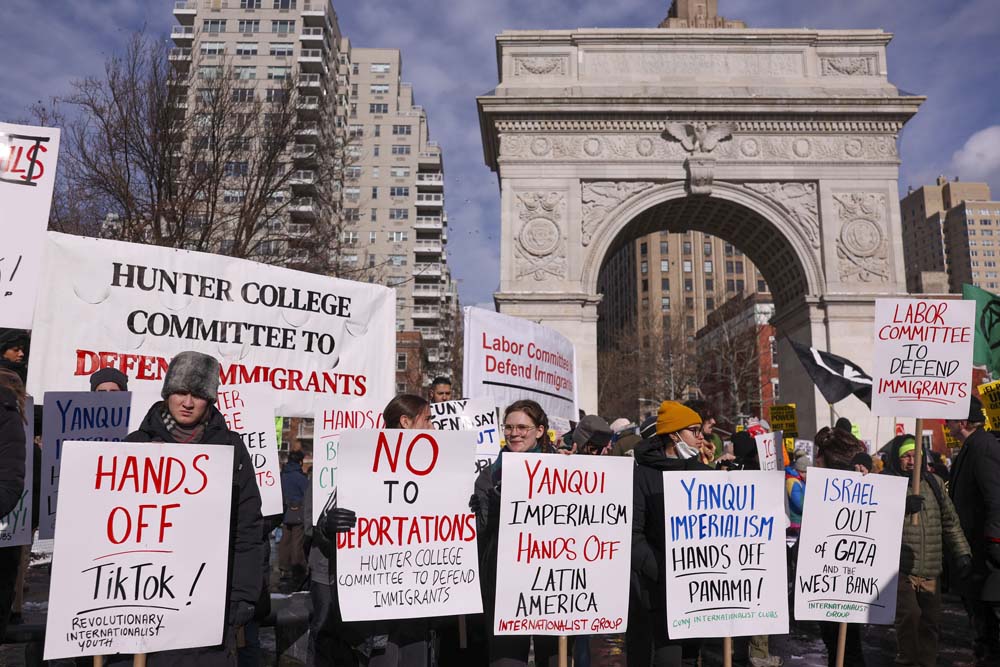 Multitud se moviliza en Nueva York
