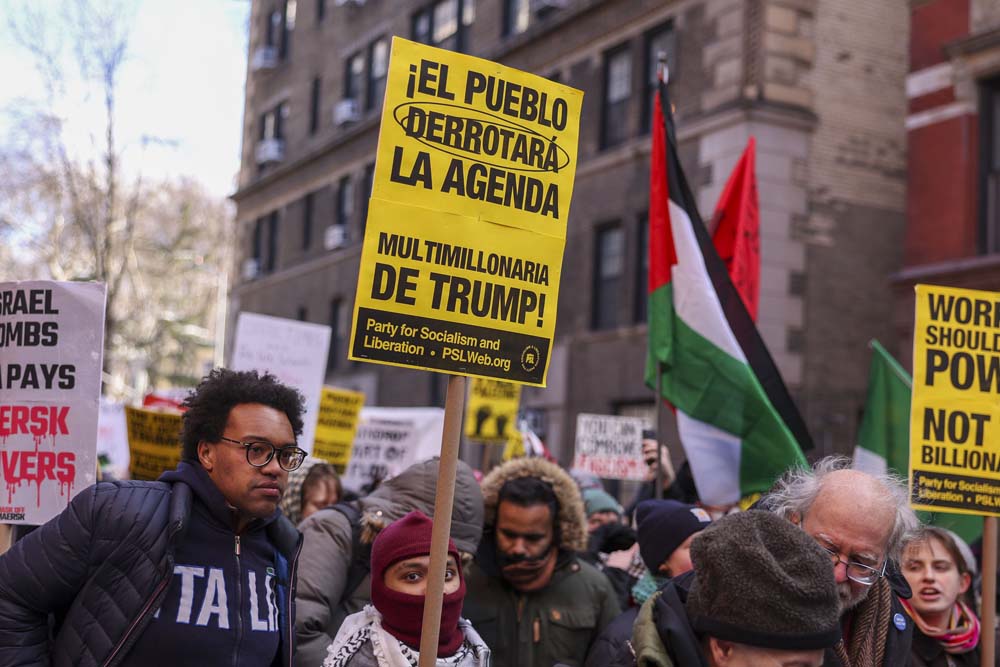 Multitud se moviliza en Nueva York