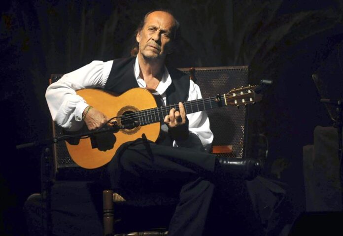 Paco de Lucía durante un concierto en Marbella