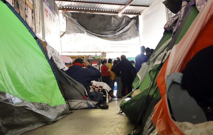 campamento de inmigrantes