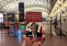 tarjetas del metro conmemorativas con la imagen del presidente electo de Estados Unidos Donald Trump (1)