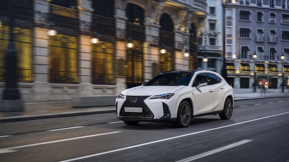 2025_Lexus_UXh_FSPORT_017