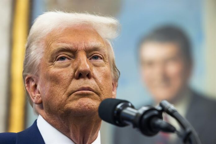 Donald Trump (35)