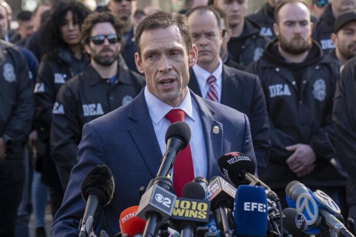 El agente a cargo de la DEA para New York, Frank A. Tarentino III, El agente a cargo de la DEA para New York, Frank A. Tarentino III,